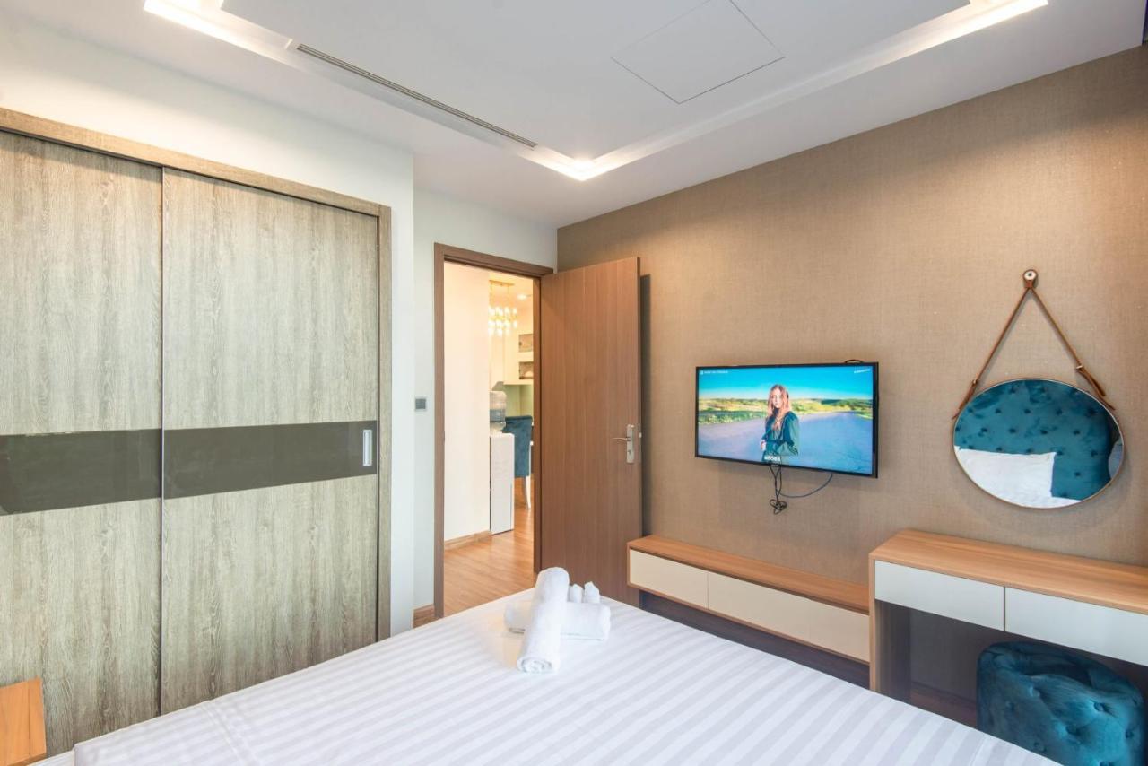 Luxury Serviced Apartment Vinhomes Metropolis Premium Hanói Exterior foto