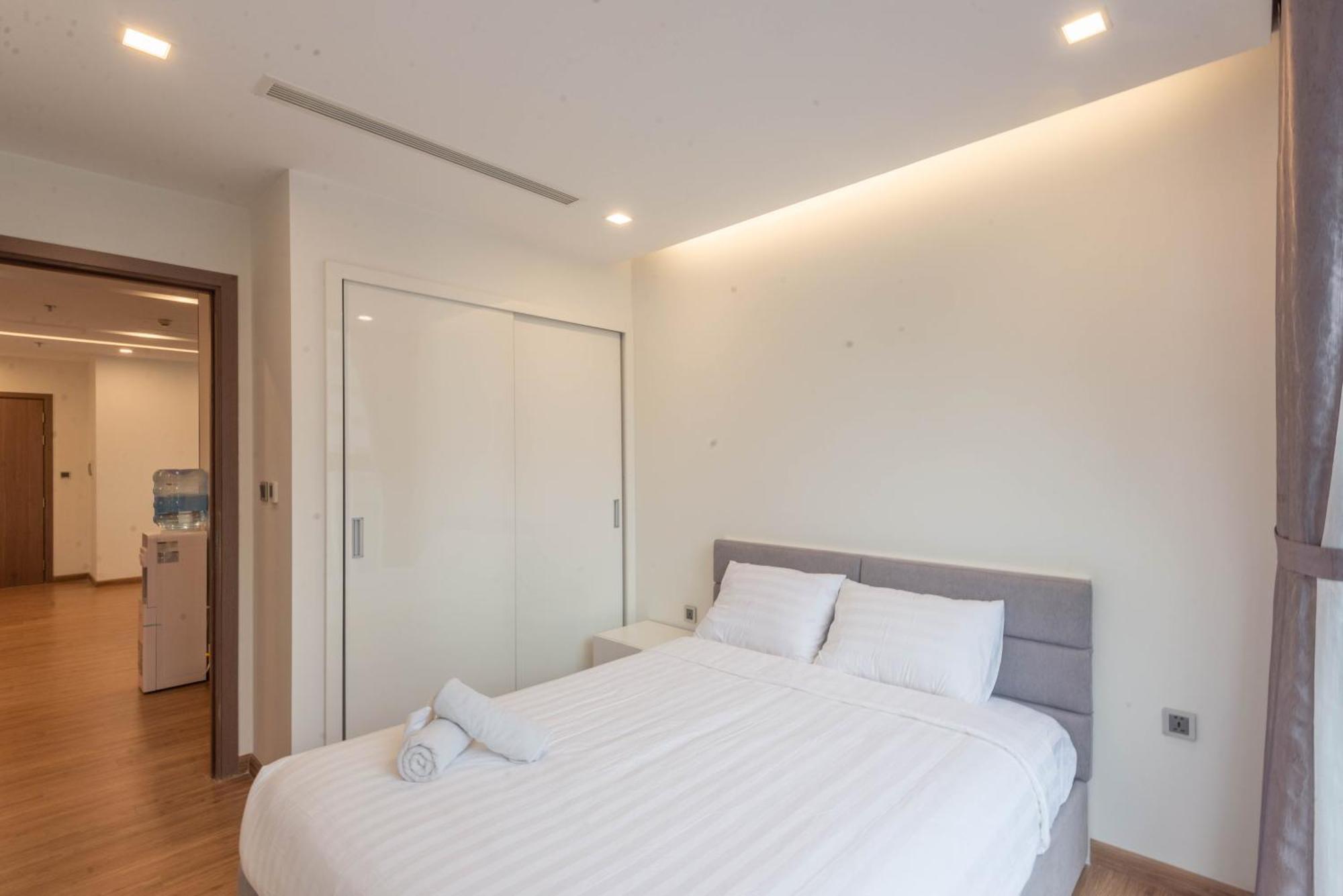 Luxury Serviced Apartment Vinhomes Metropolis Premium Hanói Exterior foto